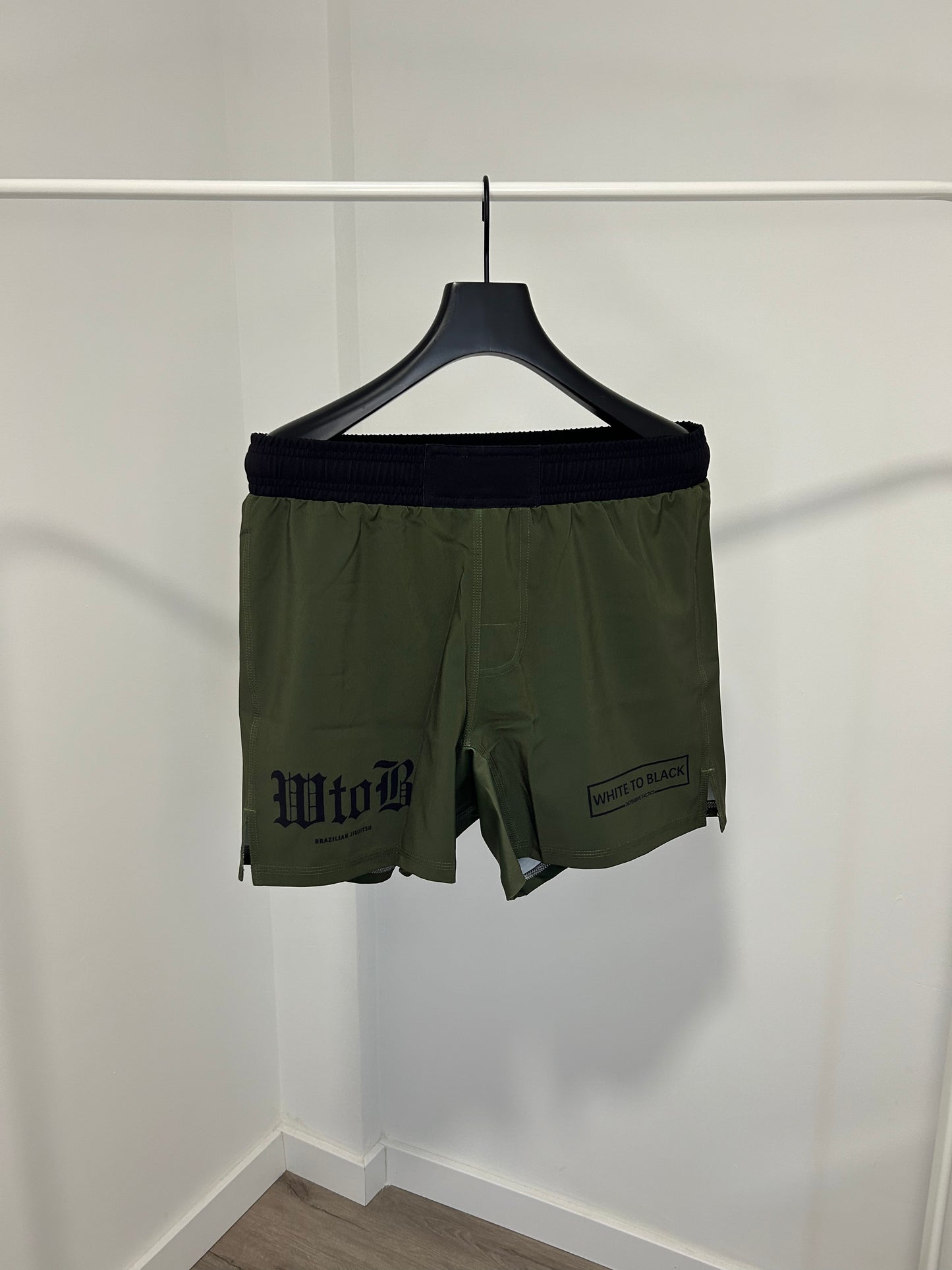 Short Military Green