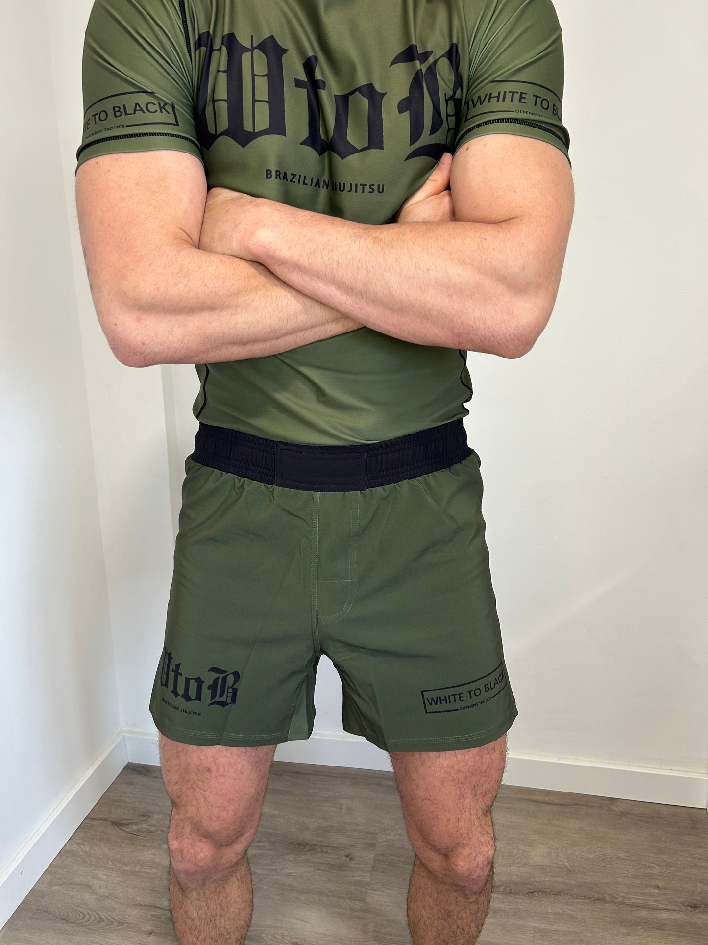 Short Military Green