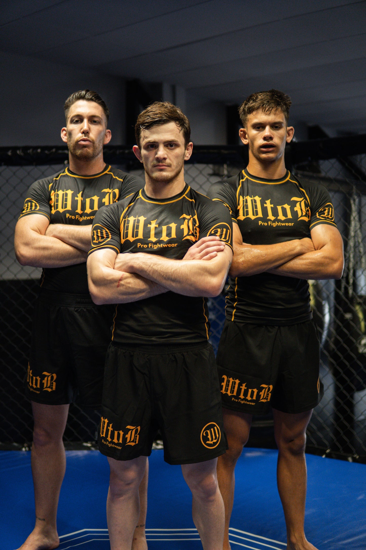 Rashguard + Short Negro & Amarillo